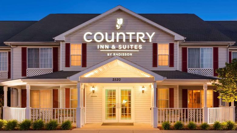 Country Inn  and  Suites Nevada Exterior. Images powered by <a href="https://iceportal.shijigroup.com" target="_blank" rel="noopener">Ice Portal</a>.