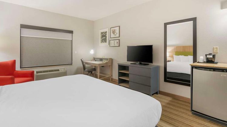 Country Inn & Suites Columbia Room