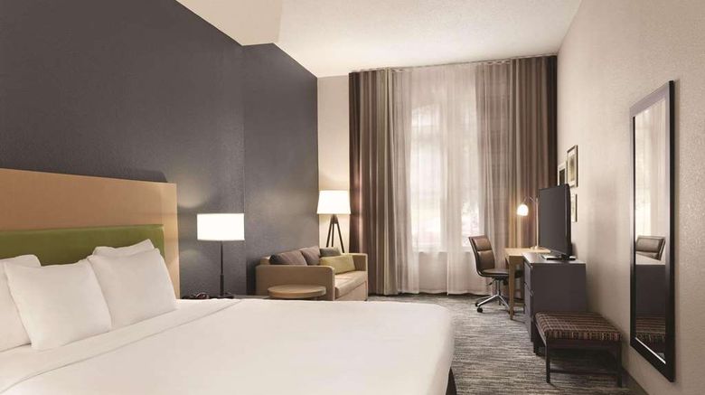 <b>Country Inn & Suites St. Charles Room</b>. Images powered by <a href="https://iceportal.shijigroup.com/" title="IcePortal" target="_blank">IcePortal</a>.