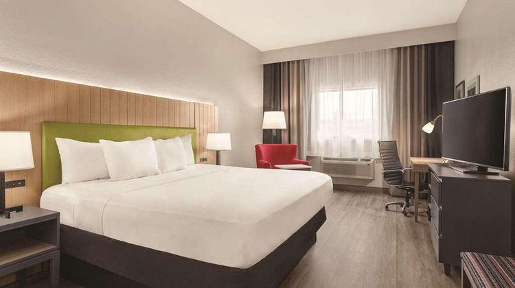 Country Inn & Suites by Radisson Byram Room