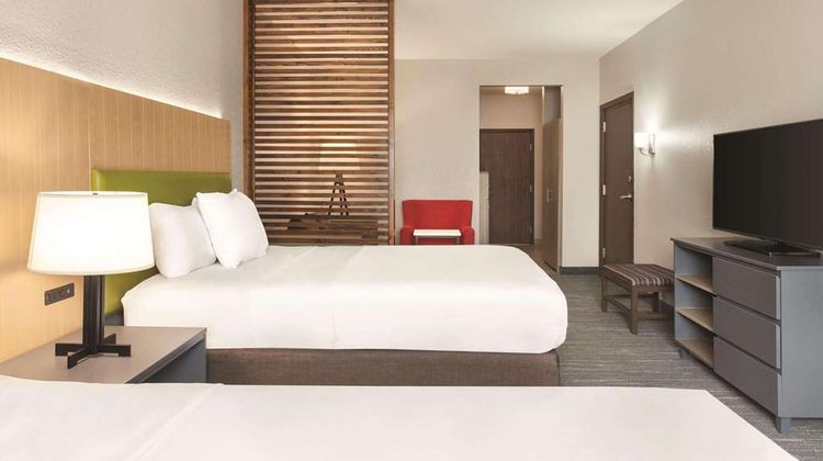 Country Inn & Suites by Radisson Byram Suite