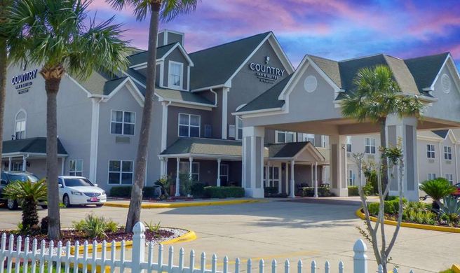 Country Inn & Suites Biloxi-Ocean Springs Exterior