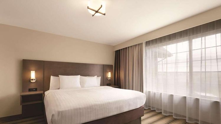 Country Inn & Suites Billings Suite