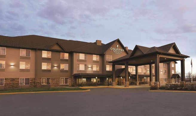 Country Inn & Suites Billings Exterior