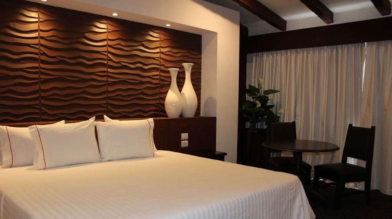 <b>Radisson Hotel Tapatio Guadalajara Room</b>. Images powered by <a href="https://iceportal.shijigroup.com/" title="IcePortal" target="_blank">IcePortal</a>.