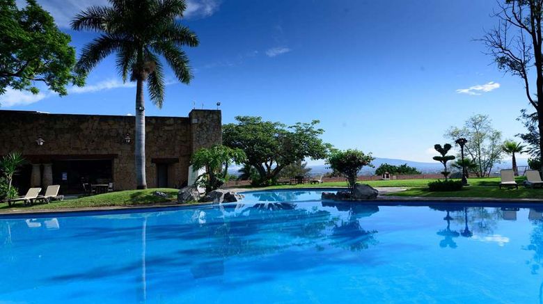 <b>Radisson Hotel Tapatio Guadalajara Pool</b>. Images powered by <a href="https://iceportal.shijigroup.com/" title="IcePortal" target="_blank">IcePortal</a>.