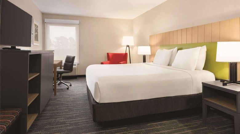 <b>Country Inn & Suites By Radisson, Dunn Room</b>. Images powered by <a href="https://iceportal.shijigroup.com/" title="IcePortal" target="_blank">IcePortal</a>.
