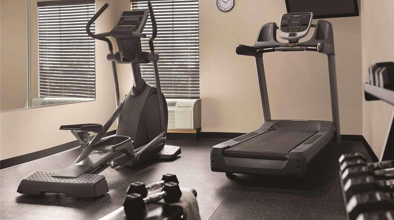 <b>Country Inn & Suites By Radisson, Dunn Health</b>. Images powered by <a href="https://iceportal.shijigroup.com/" title="IcePortal" target="_blank">IcePortal</a>.