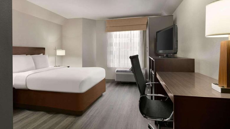 <b>Country Inn & Suites Roanoke Rapids NC Room</b>. Images powered by <a href="https://iceportal.shijigroup.com/" title="IcePortal" target="_blank">IcePortal</a>.