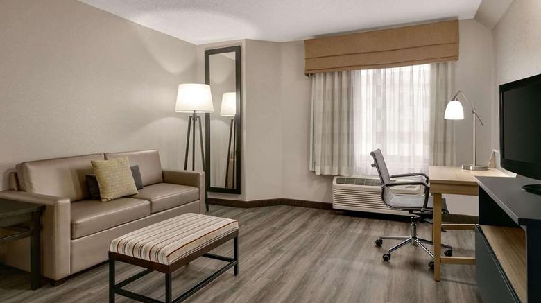 <b>Country Inn & Suites Roanoke Rapids NC Suite</b>. Images powered by <a href="https://iceportal.shijigroup.com/" title="IcePortal" target="_blank">IcePortal</a>.