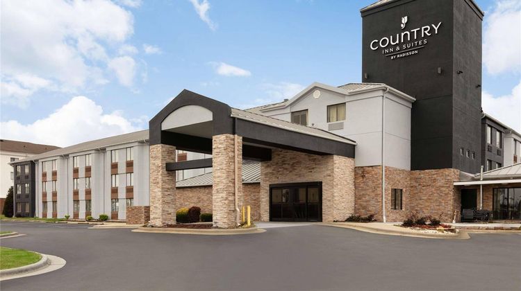 Country Inn & Suites Roanoke Rapids NC Exterior