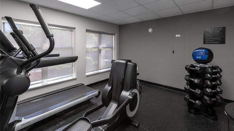 Country Inn & Suites Lake Norman Huntersville Health