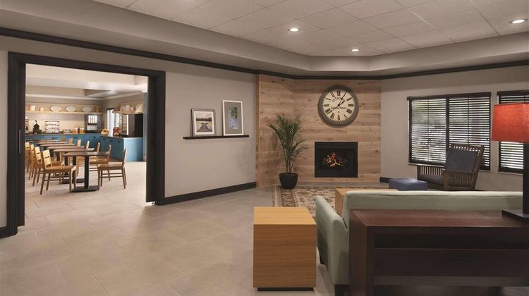 Country Inn & Suites Raleigh-Durham Airport Lobby