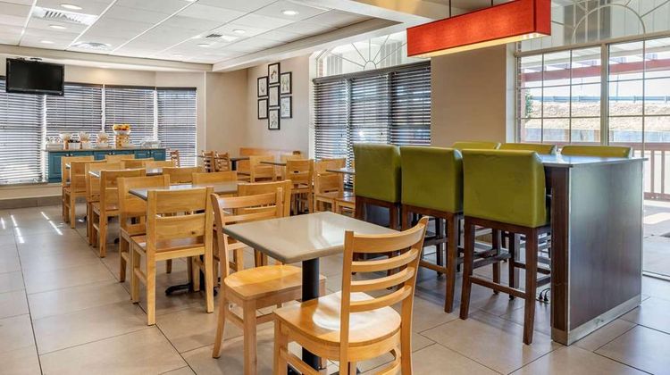 Country Inn & Suites Lumberton Restaurant