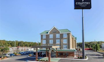Country Inn & Suites Lumberton