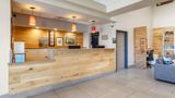 Country Inn & Suites Lumberton Lobby