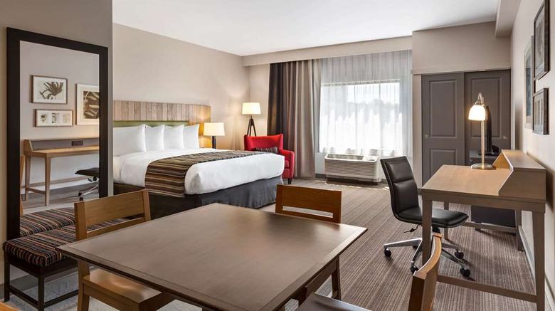 <b>Country Inn & Suites Smithfield-Selma Suite</b>. Images powered by <a href="https://iceportal.shijigroup.com/" title="IcePortal" target="_blank">IcePortal</a>.