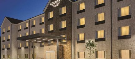 Country Inn & Suites Greensboro Exterior