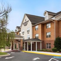 Country Inn & Suite Charlotte University