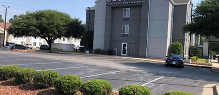 Country Inn & Suites Fayetteville I-95 Exterior