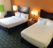 Country Inn & Suites Fayetteville I-95 Room