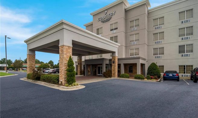 Country Inn & Suites Goldsboro Exterior