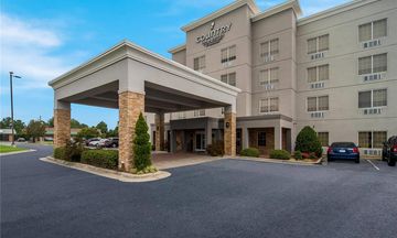 Country Inn & Suites Goldsboro