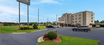Country Inn & Suites Goldsboro Exterior