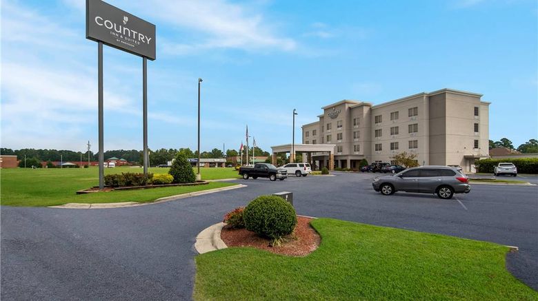 <b>Country Inn & Suites Goldsboro Exterior</b>. Images powered by <a href="https://iceportal.shijigroup.com/" title="IcePortal" target="_blank">IcePortal</a>.