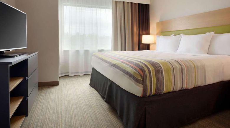 <b>Country Inn Suites Asheville RAD Suite</b>. Images powered by <a href="https://iceportal.shijigroup.com/" title="IcePortal" target="_blank">IcePortal</a>.