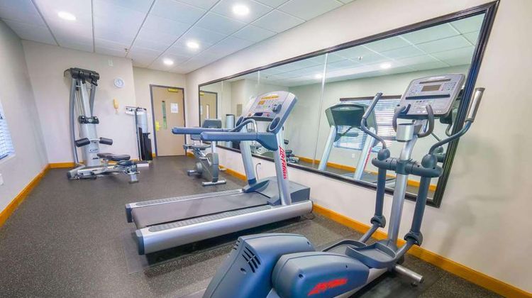 Country Inn & Suites Burlington Elon Health