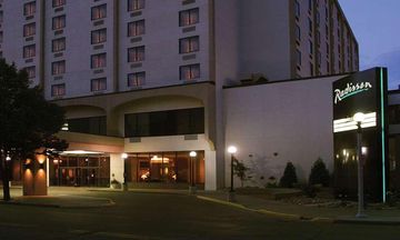 Radisson Hotel Bismarck
