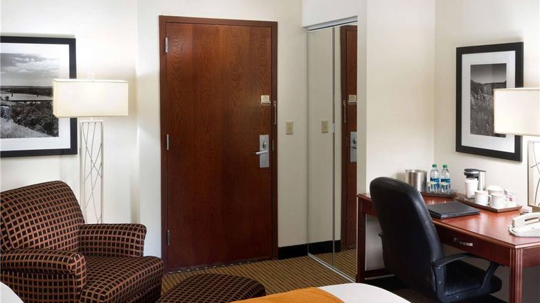<b>Radisson Hotel Bismarck Room</b>. Images powered by <a href="https://iceportal.shijigroup.com/" title="IcePortal" target="_blank">IcePortal</a>.