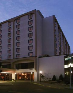 Radisson Hotel Bismarck