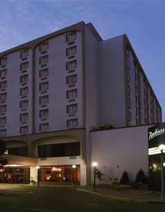 Radisson Hotel Bismarck