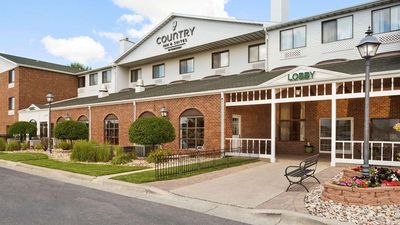 Country Inn & Suites Fargo