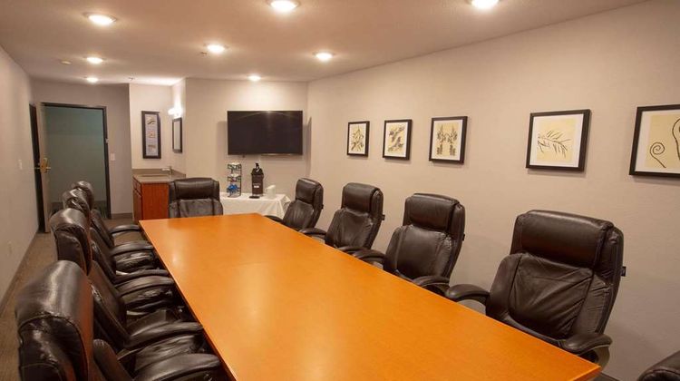 Country Inn & Suites Fargo Meeting