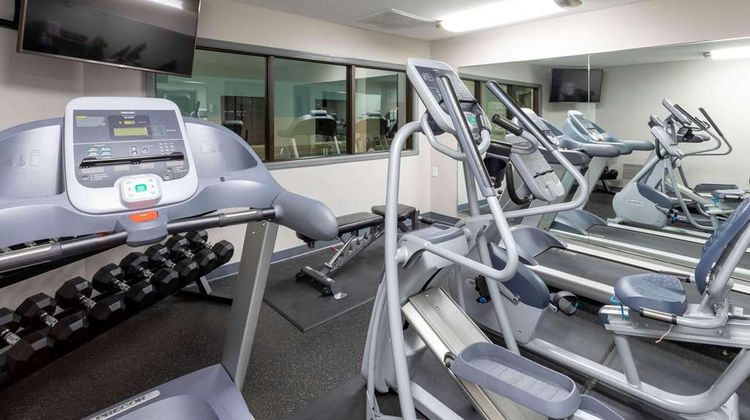 Country Inn & Suites Fargo Health