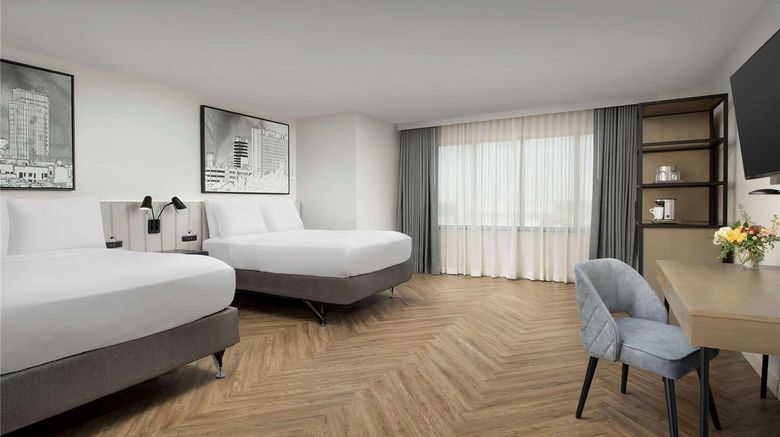<b>Radisson Blu Fargo Room</b>. Images powered by <a href="https://iceportal.shijigroup.com/" title="IcePortal" target="_blank">IcePortal</a>.