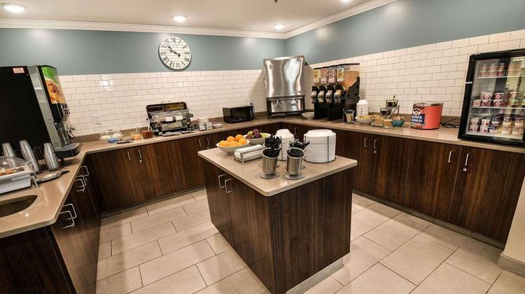 Country Inn & Suites Grand Forks Restaurant