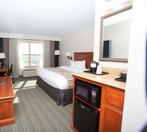 Country Inn & Suites Grand Forks Room