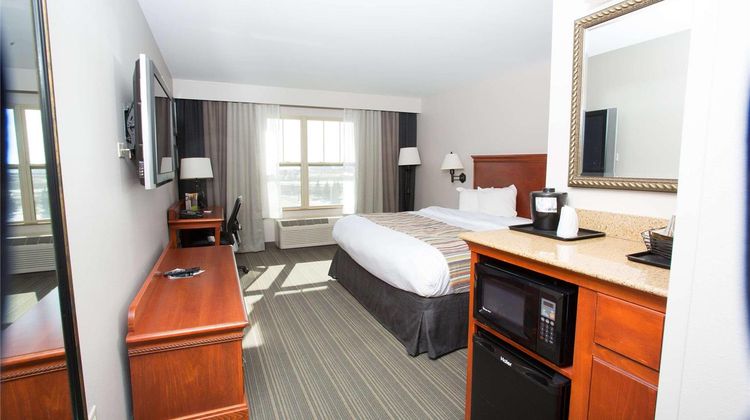 Country Inn & Suites Grand Forks Room
