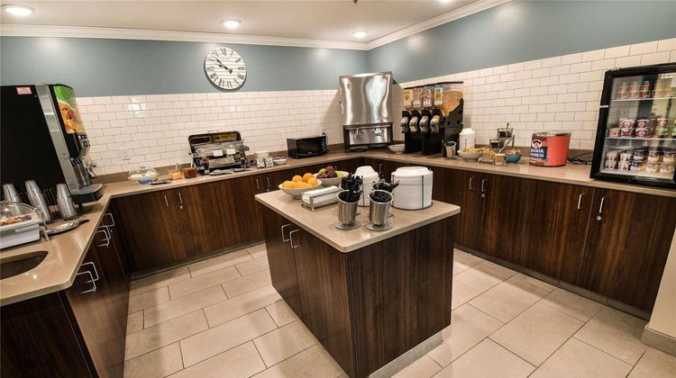 Country Inn & Suites Grand Forks Restaurant