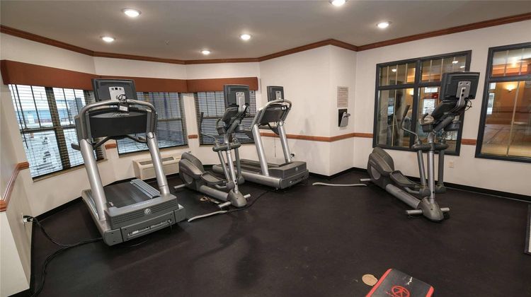Country Inn & Suites Grand Forks Health