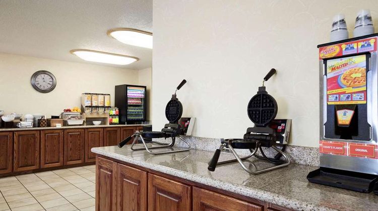 Country Inn & Suites Bismarck Restaurant