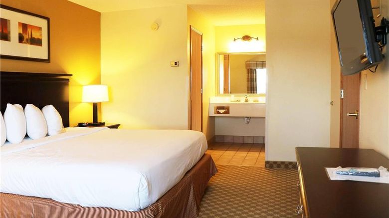 <b>Country Inn & Suites Lincoln North Room</b>. Images powered by <a href="https://iceportal.shijigroup.com/" title="IcePortal" target="_blank">IcePortal</a>.
