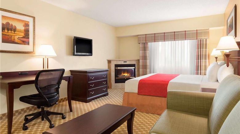 <b>Country Inn & Suites Lincoln North Suite</b>. Images powered by <a href="https://iceportal.shijigroup.com/" title="IcePortal" target="_blank">IcePortal</a>.