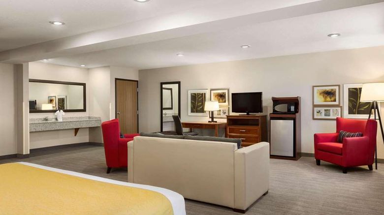 <b>Country Inn & Suites Sidney Suite</b>. Images powered by <a href="https://iceportal.shijigroup.com/" title="IcePortal" target="_blank">IcePortal</a>.