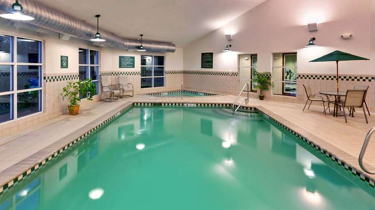 Country Inn & Suites Lake George Queensbury Pool