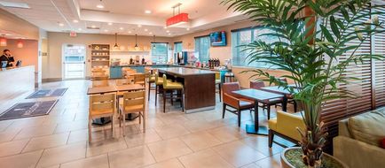 Country Inn & Suites Rochester Pittsford Lobby